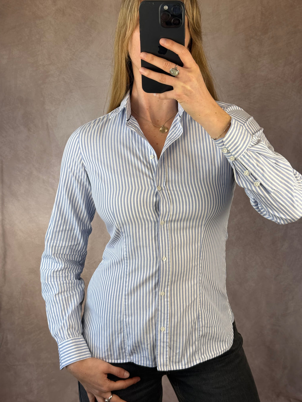 Y2K vintage white & blue stripped shirt (S).