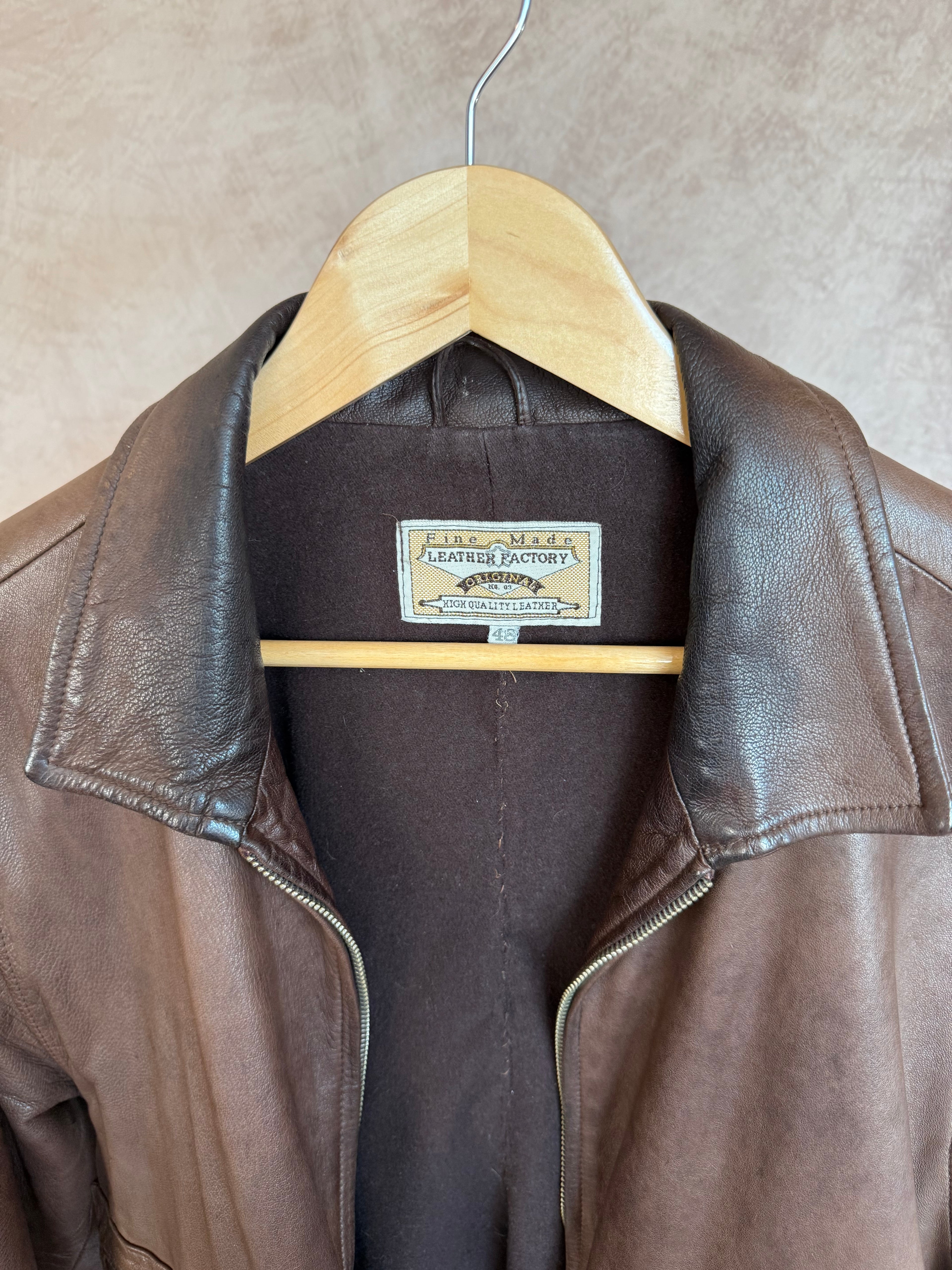 Vintage Y2K brown leather bomber jacket (XL)