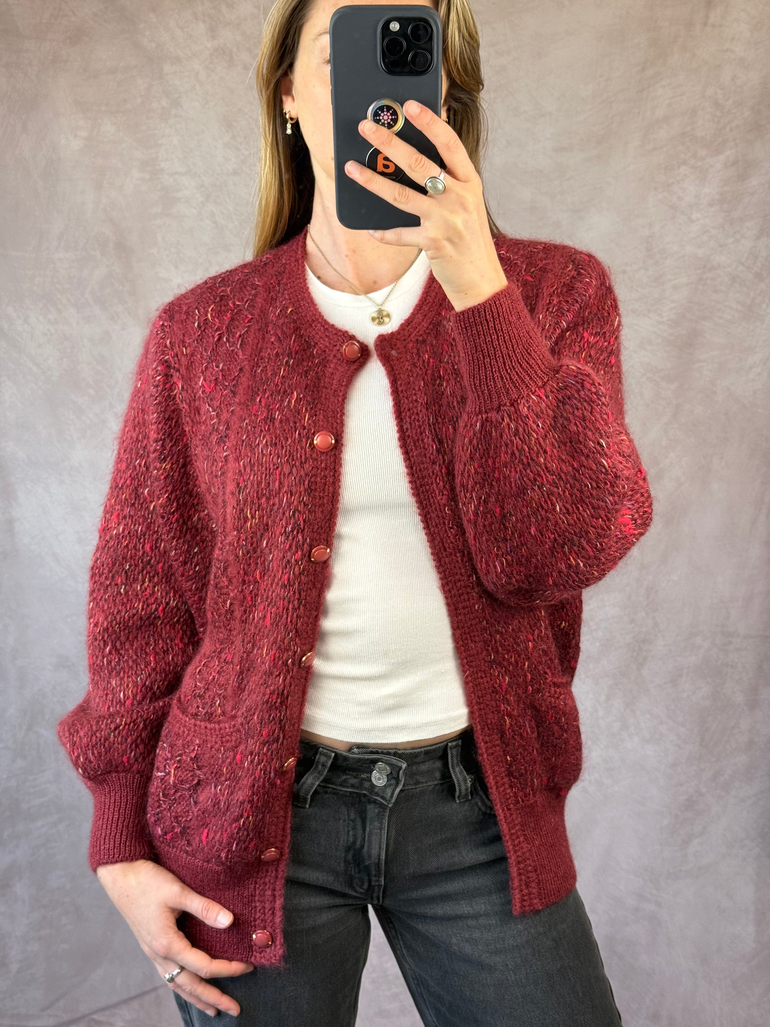 Vintage whimsical pink knitted jumper (L)