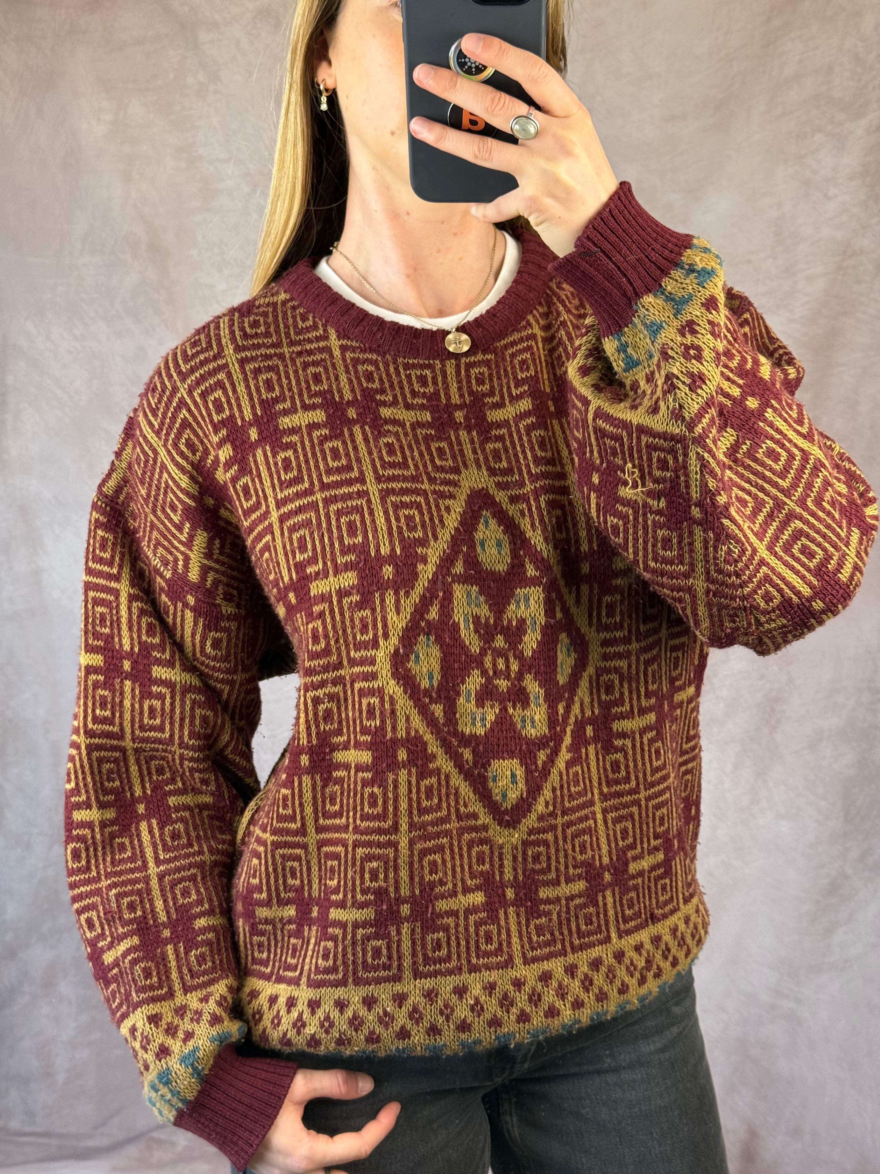 Vintage geometric pattern knitted jumper (L).