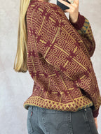 Vintage geometric pattern knitted jumper (L).