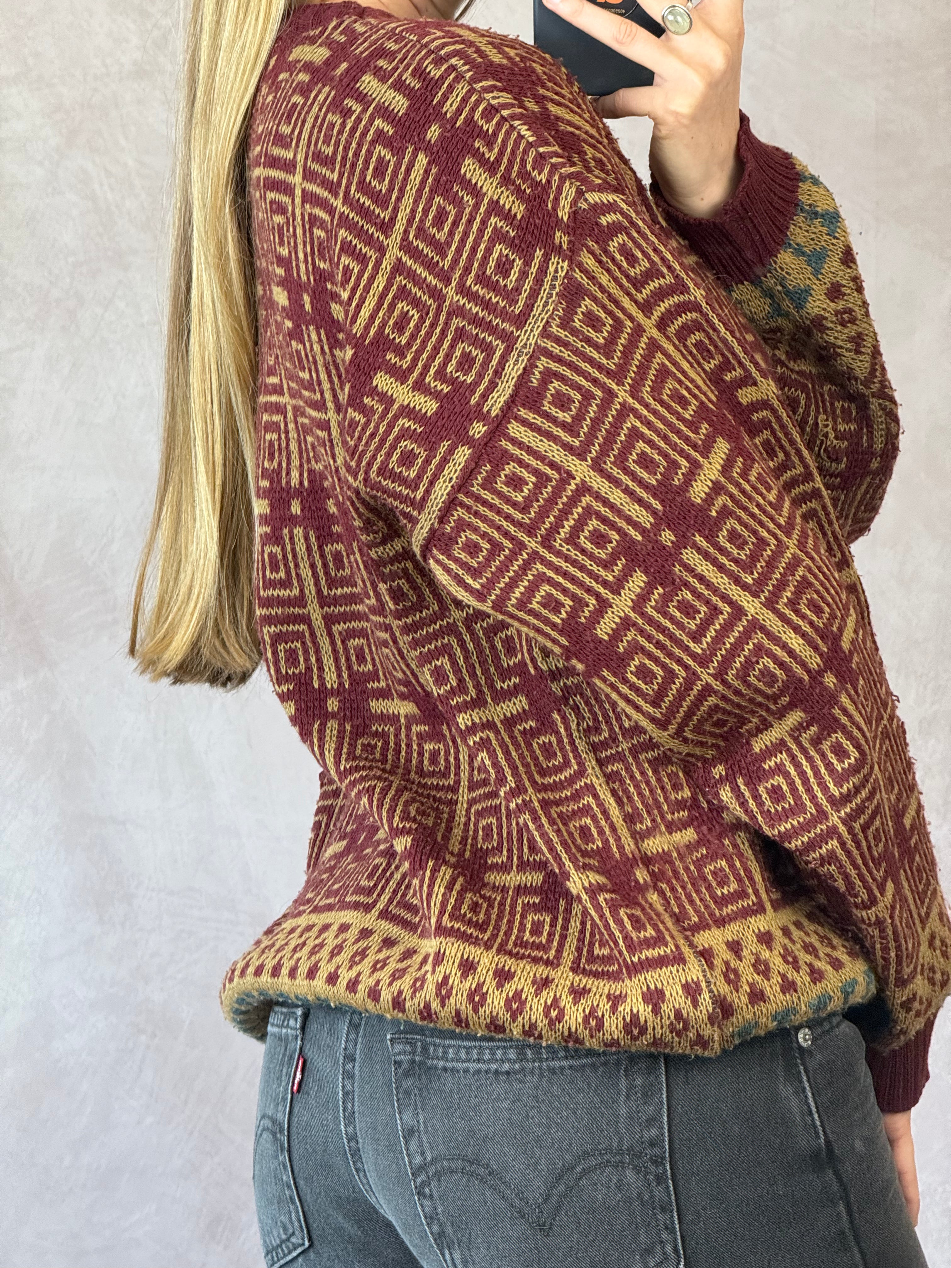 Vintage geometric pattern knitted jumper (L).