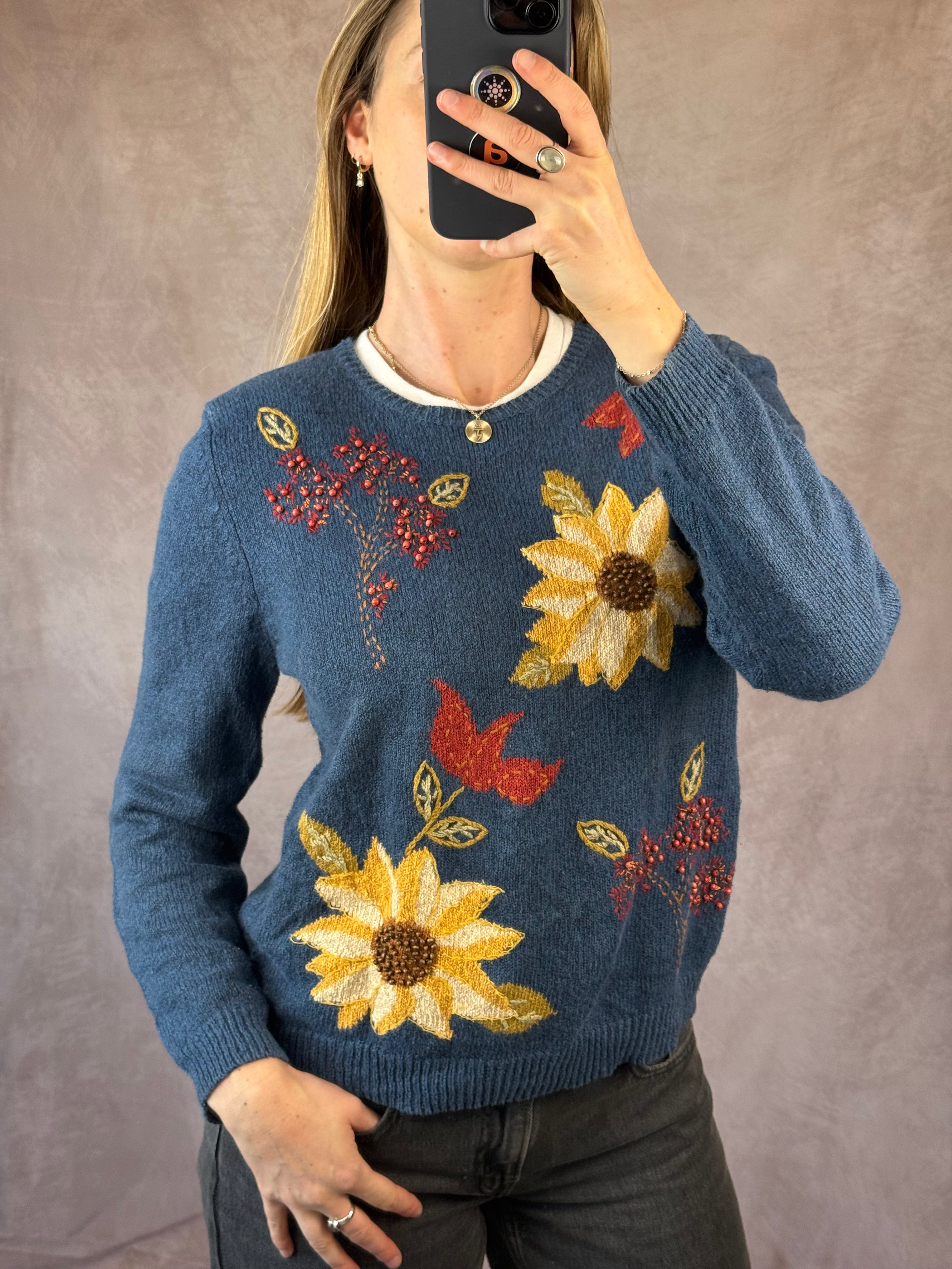 Vintage cottagecore french knitted jumper (M)