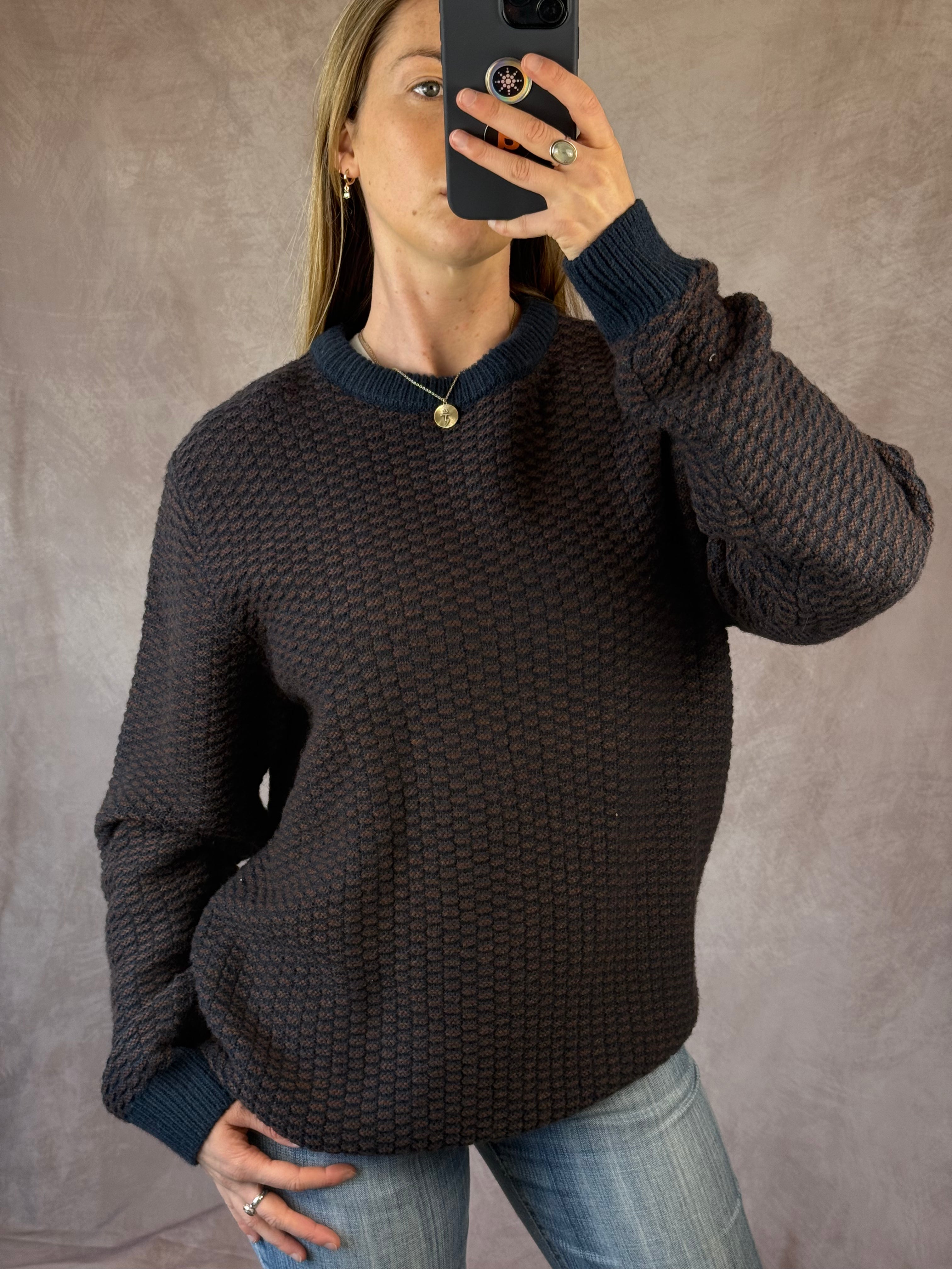 Vintage navy blue knitted jumper (XXL)
