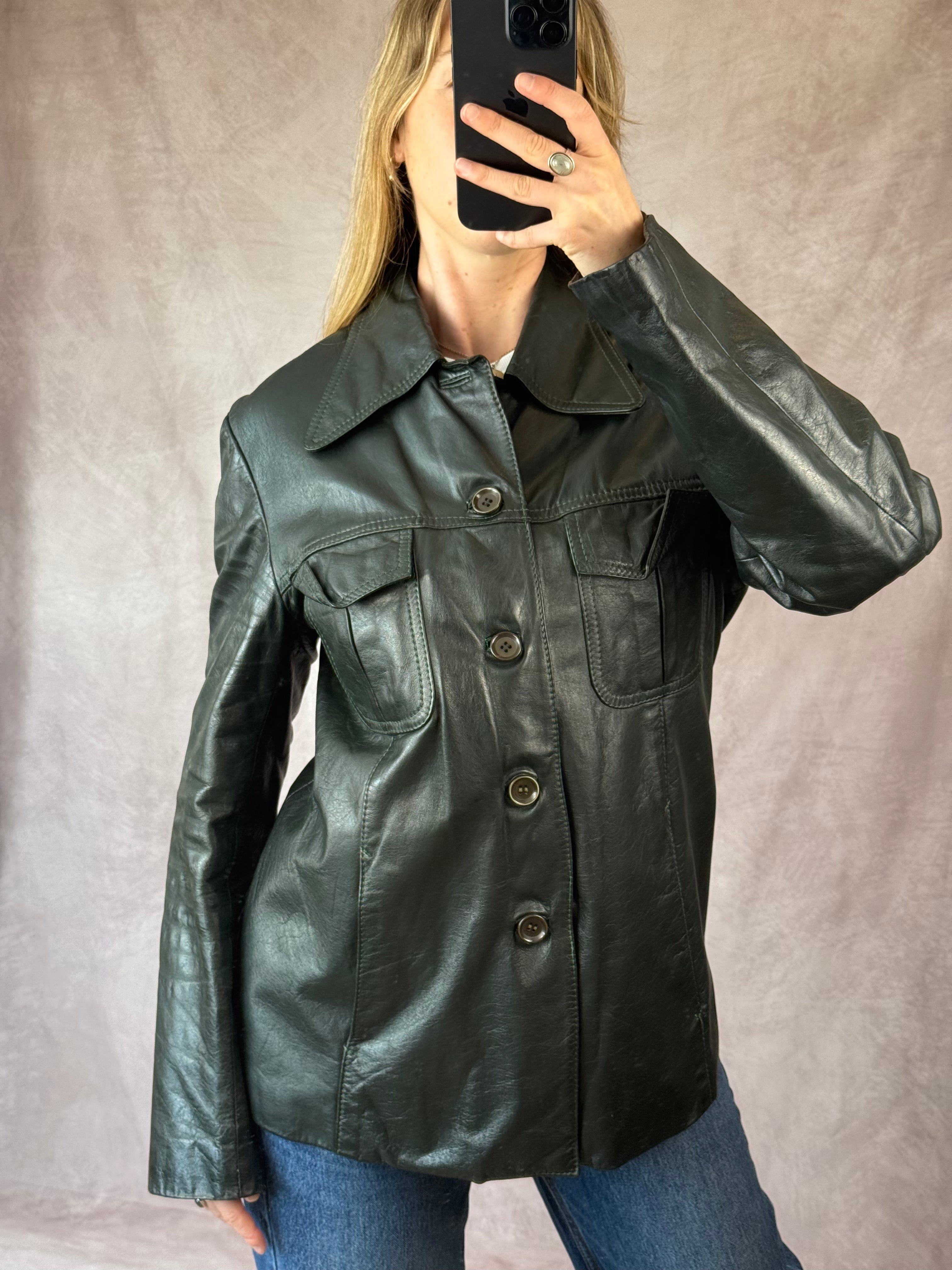 Vintage olive green Y2K leather jacket (L)
