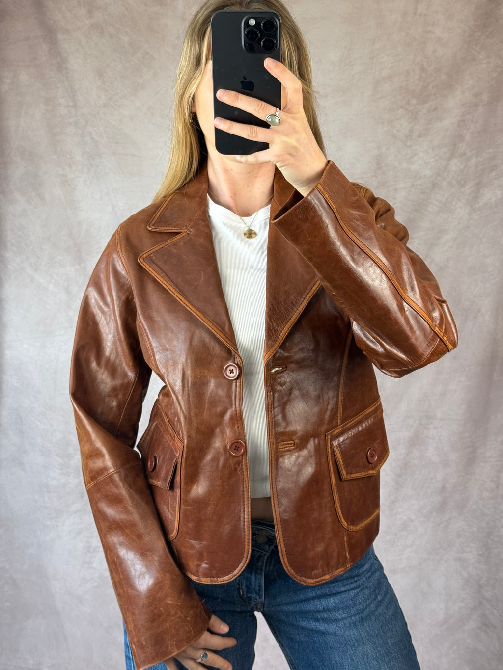 Vintage Y2K light brown leather jacket (L)