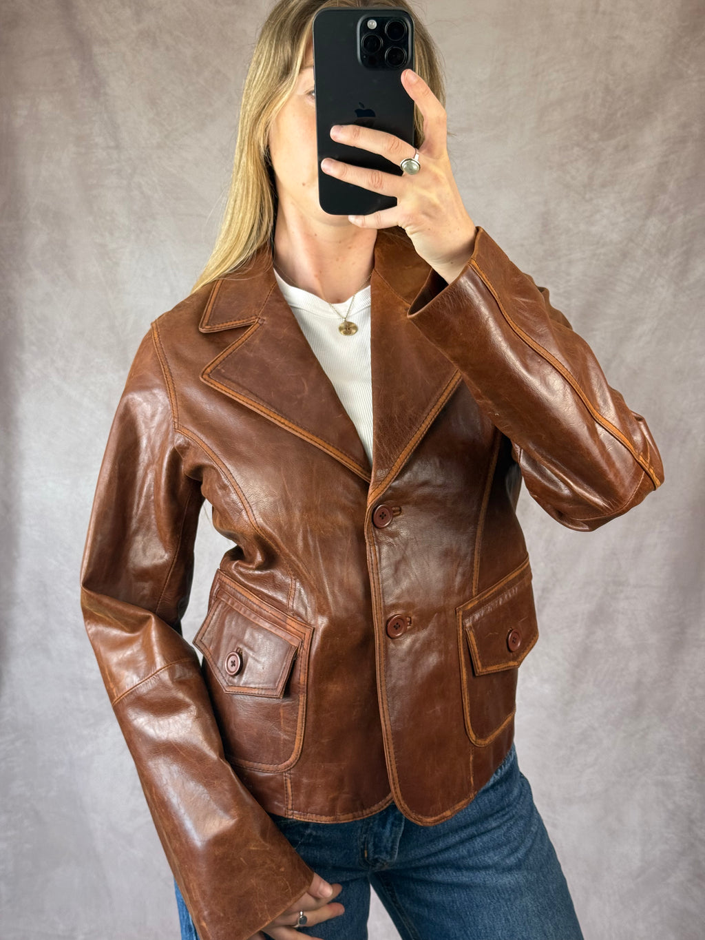 Vintage Y2K light brown leather jacket (L)