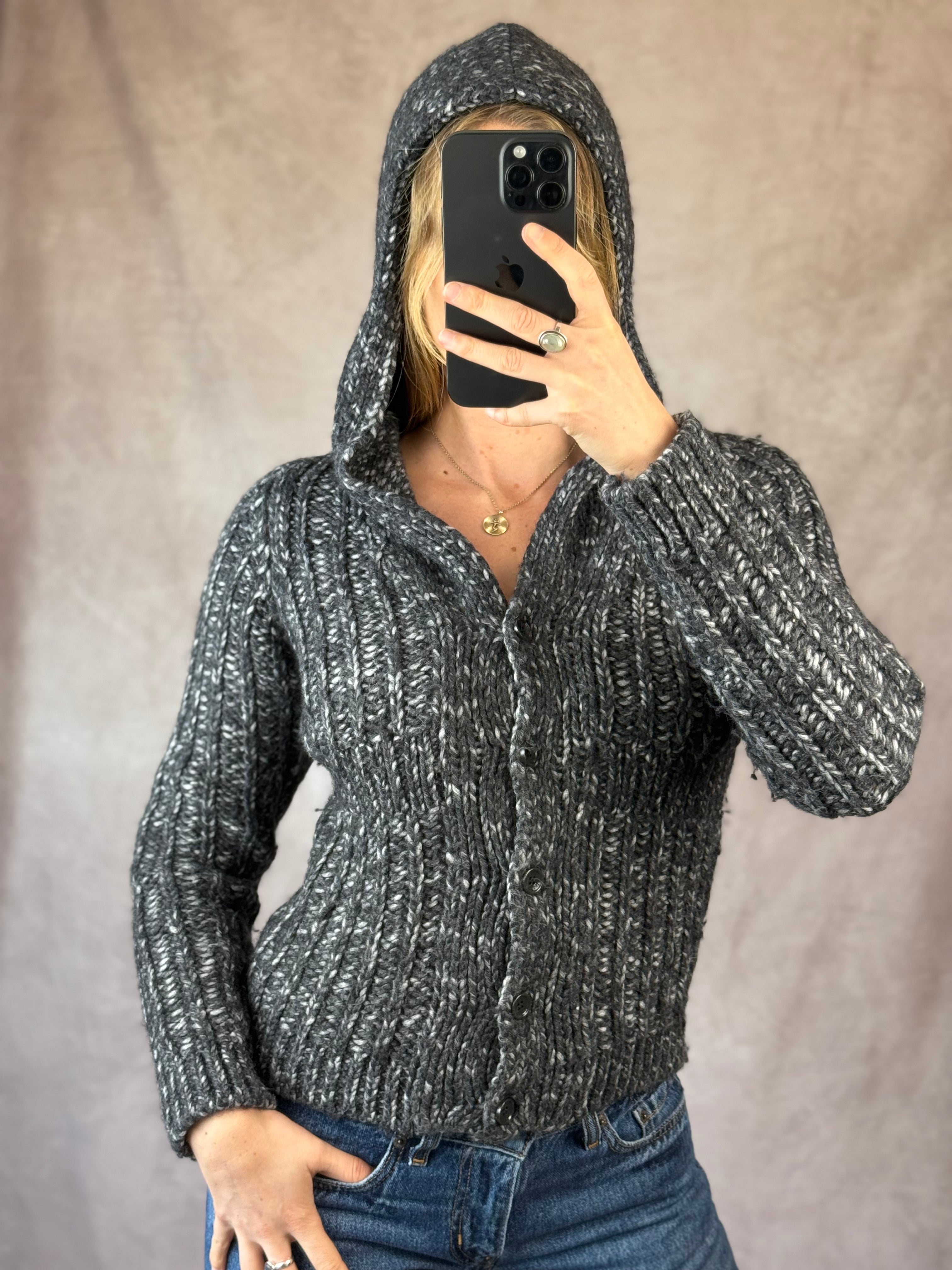 Vintage Y2K grunge charcoal knitted jumper (M)