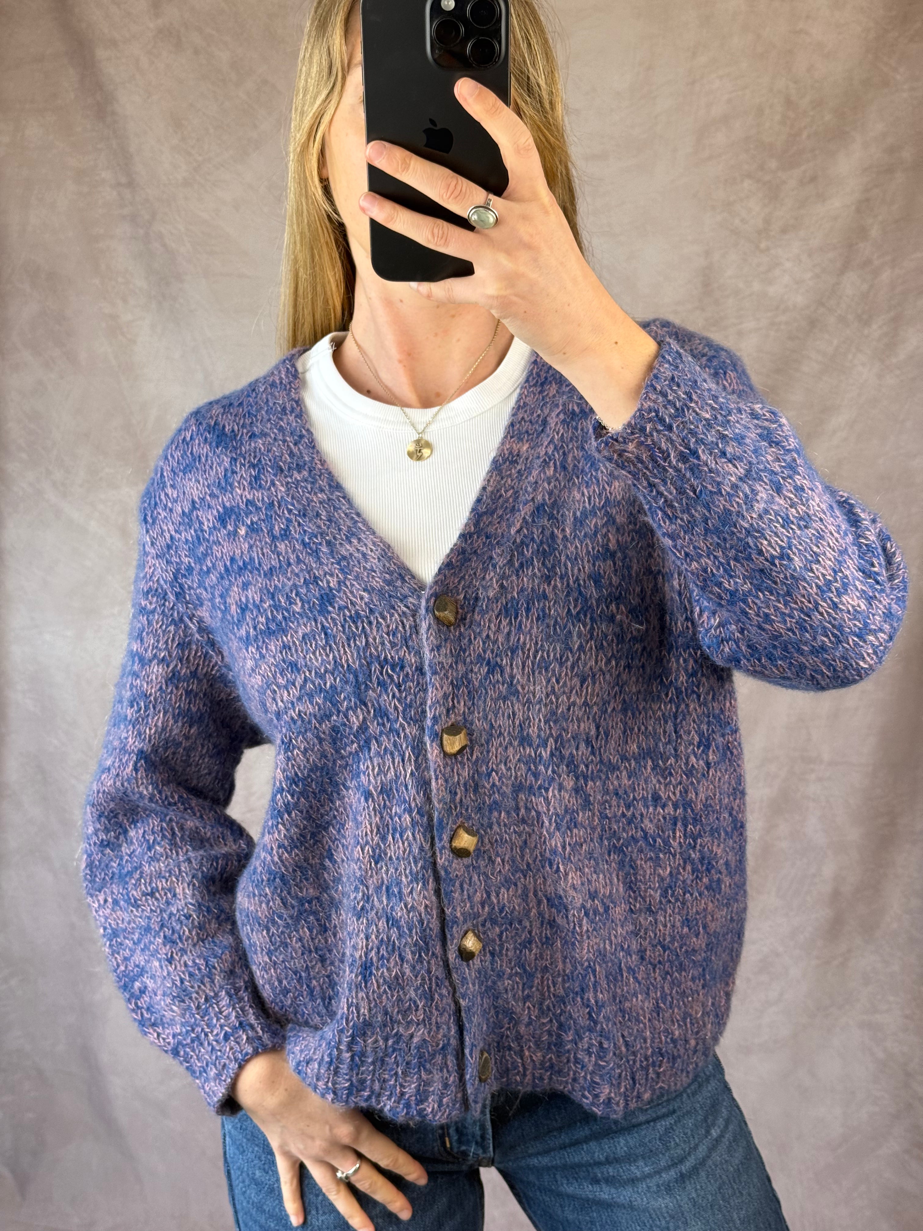Vintage whimsical lilac knitted jumper (L)