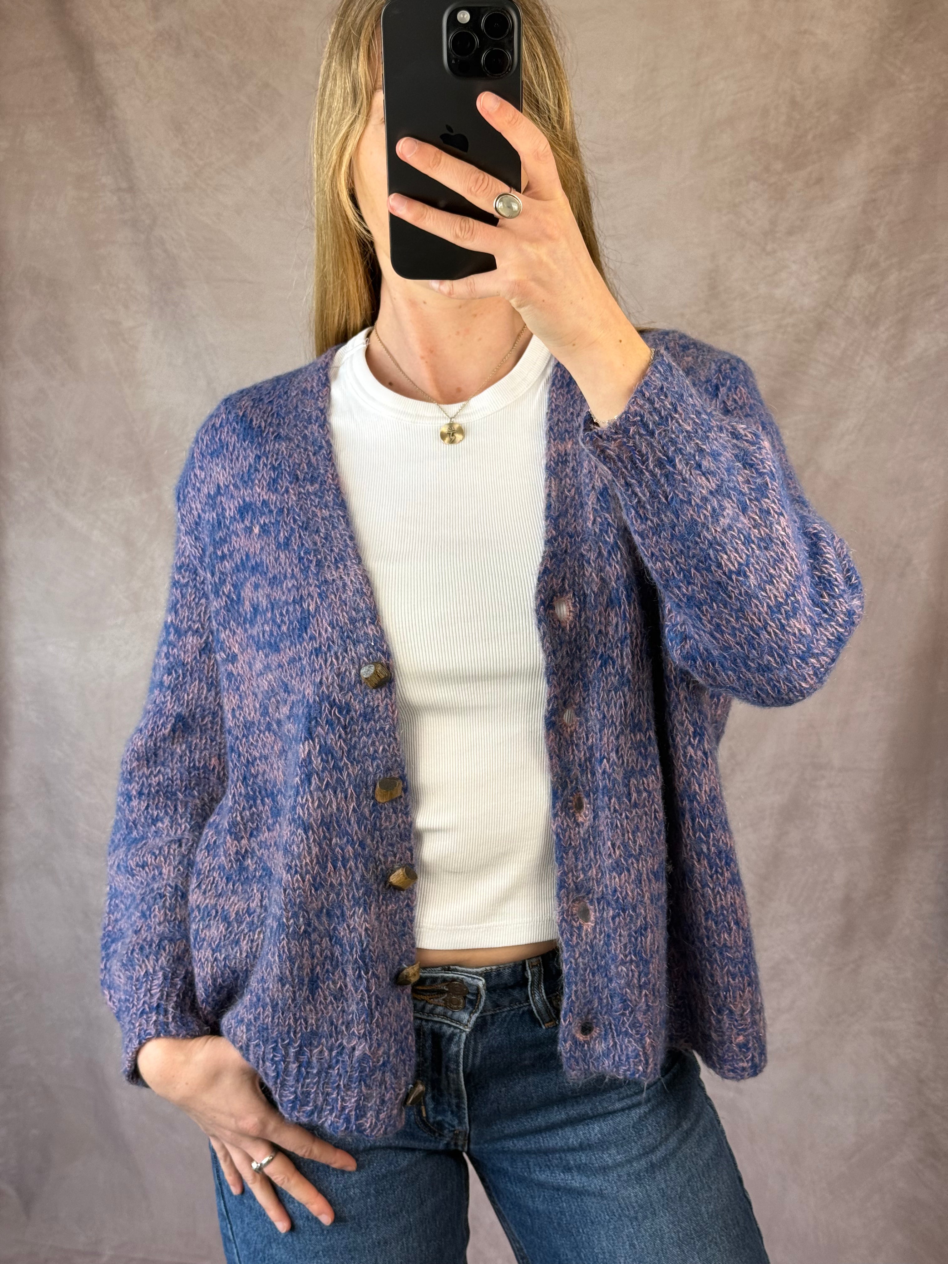 Vintage whimsical lilac knitted jumper (L)