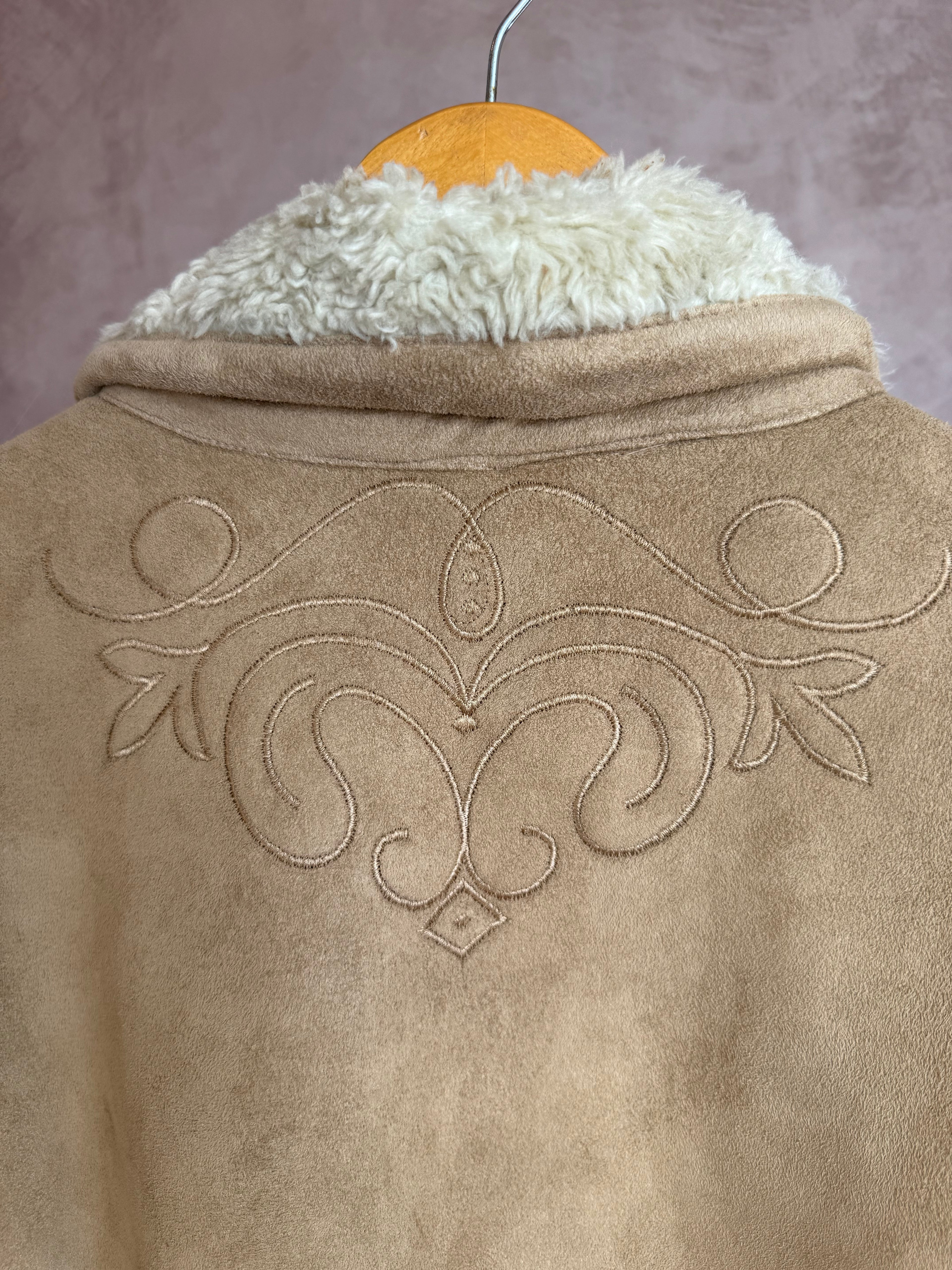 Faux fur boho cottage core jacket (L)