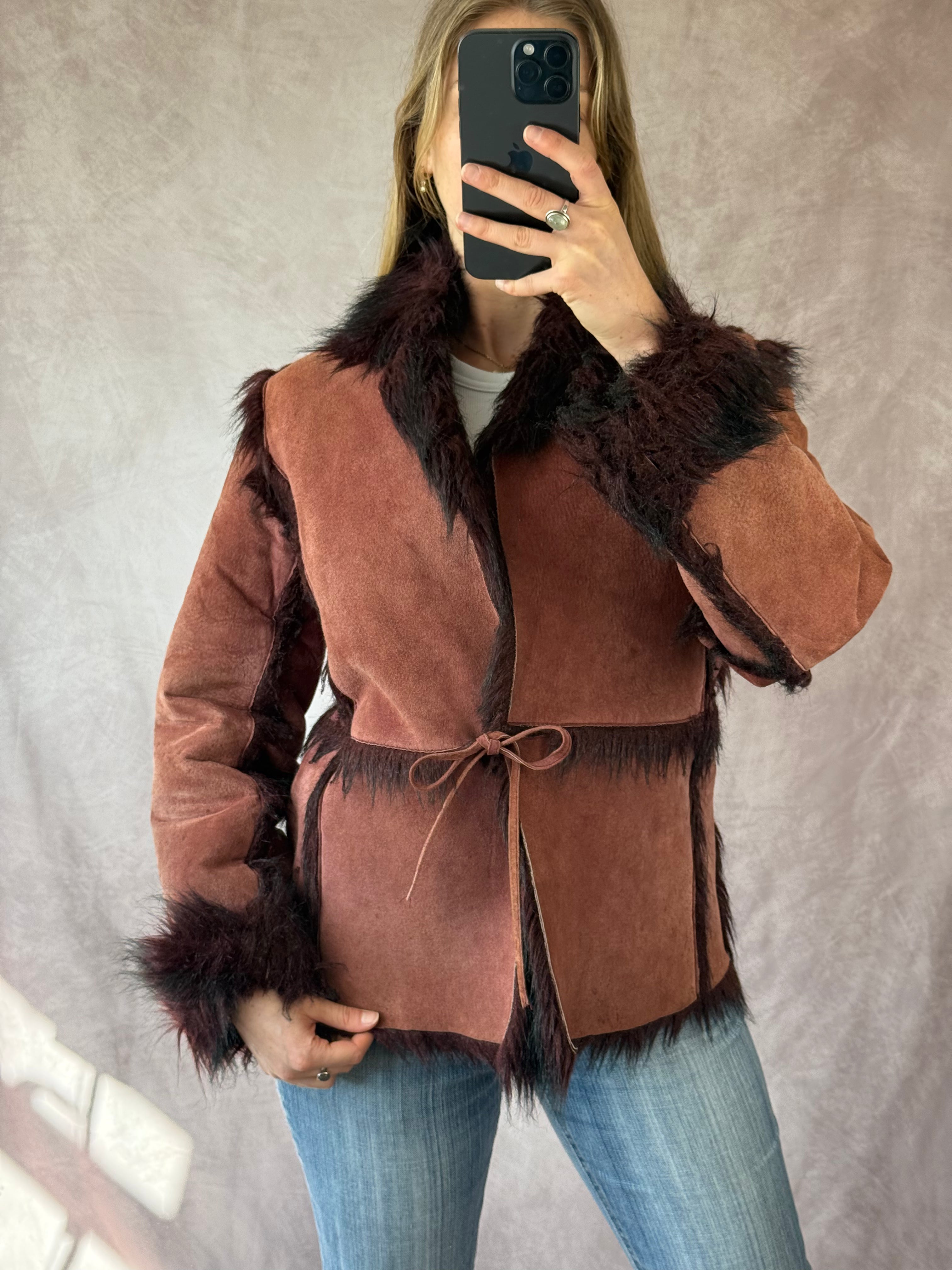 Suede faux fur vintage coat (M)
