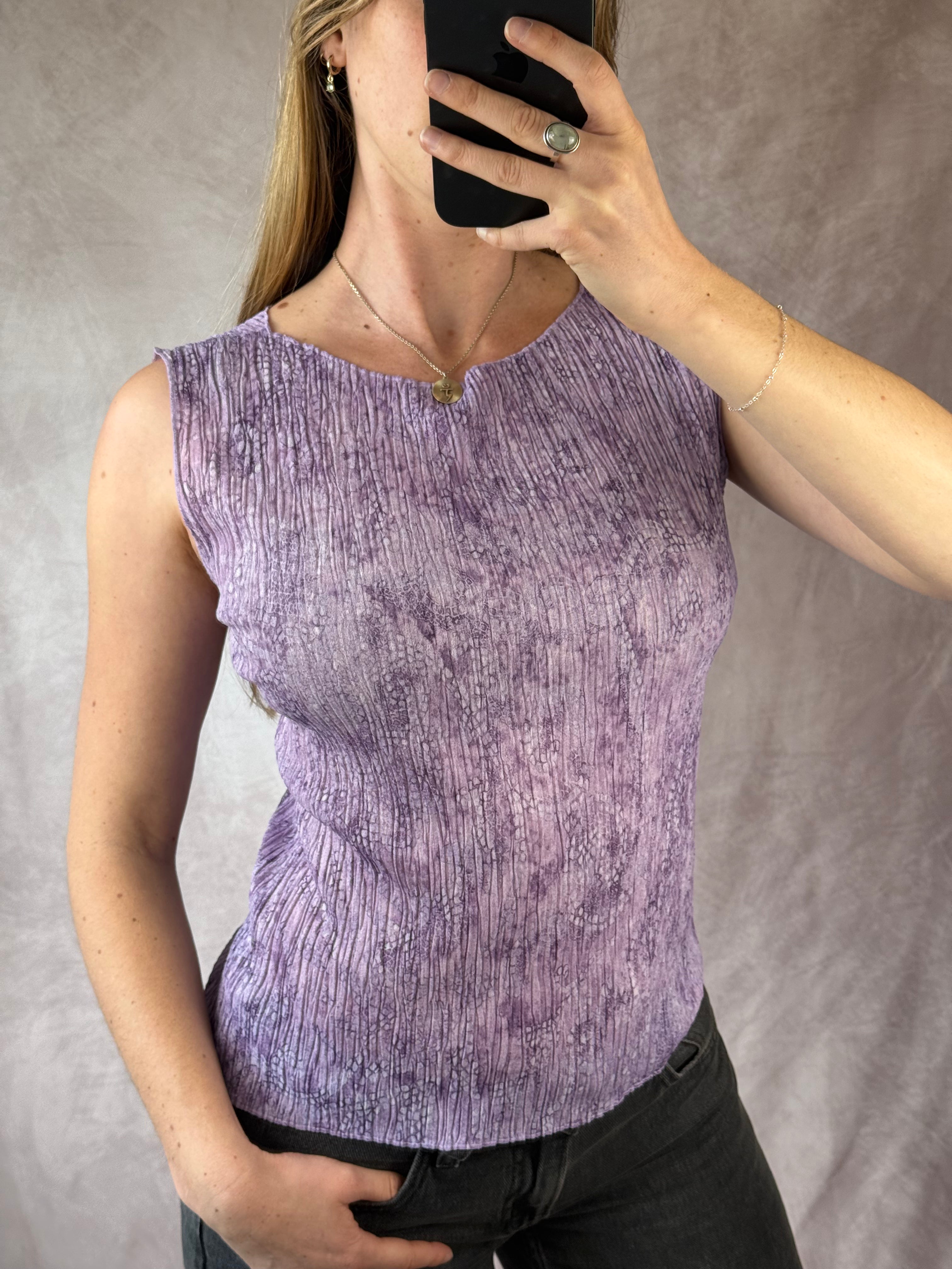 Y2K vintage lilac coloured singlet (L)