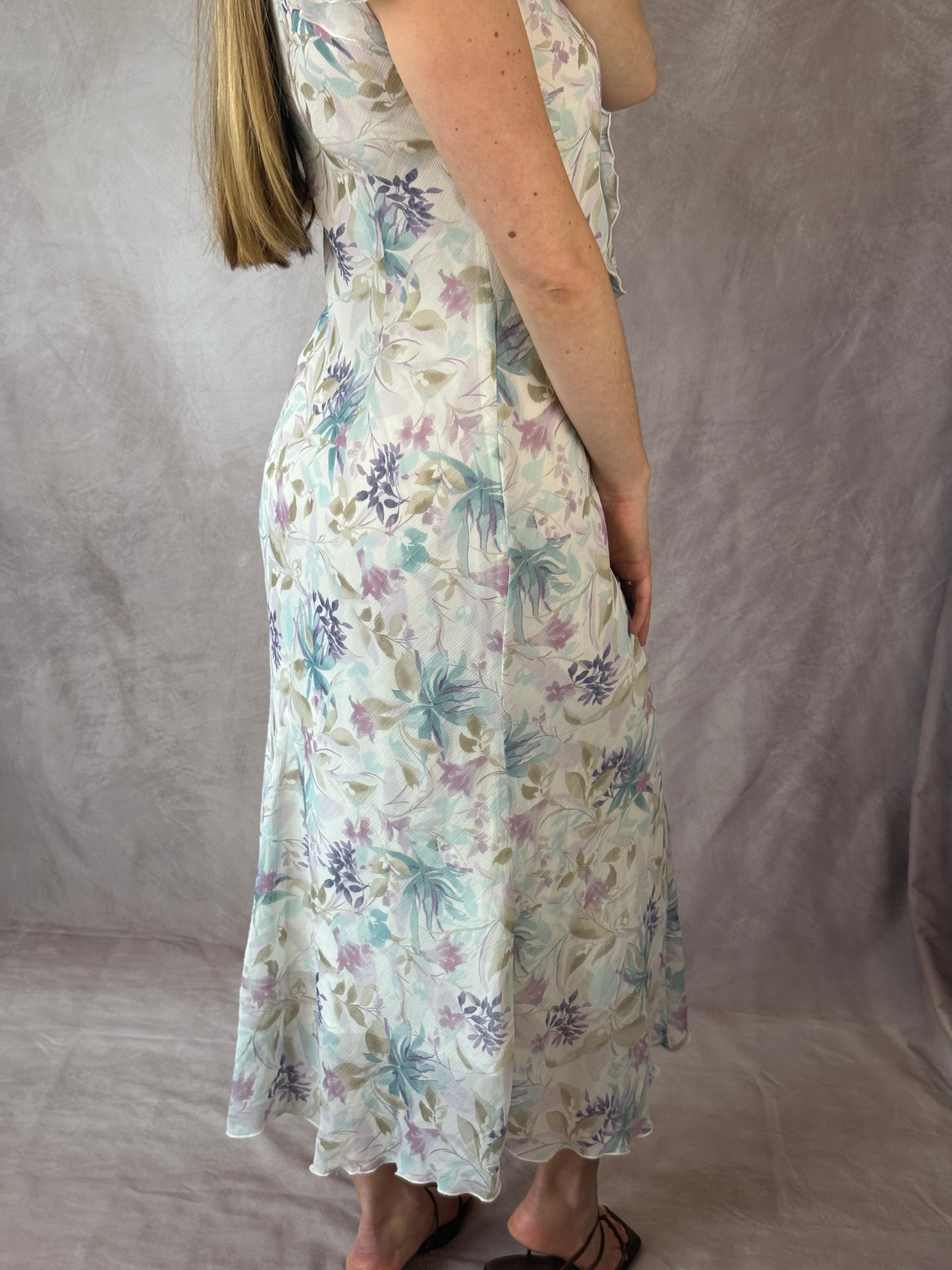 Vintage whimsical floral long dress (M)