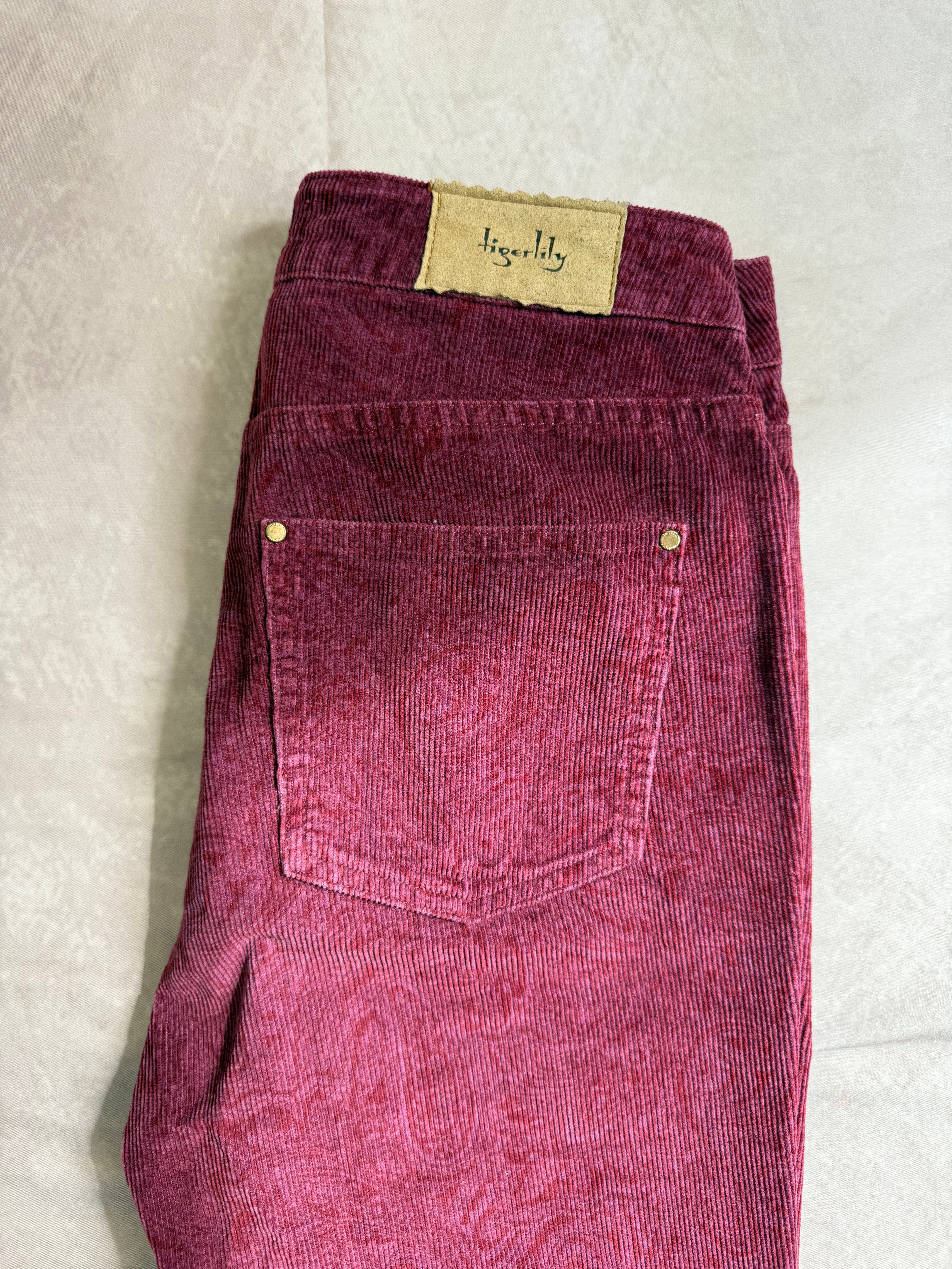 Pre-loved Tigerlily burgundy corduroy pants (S)
