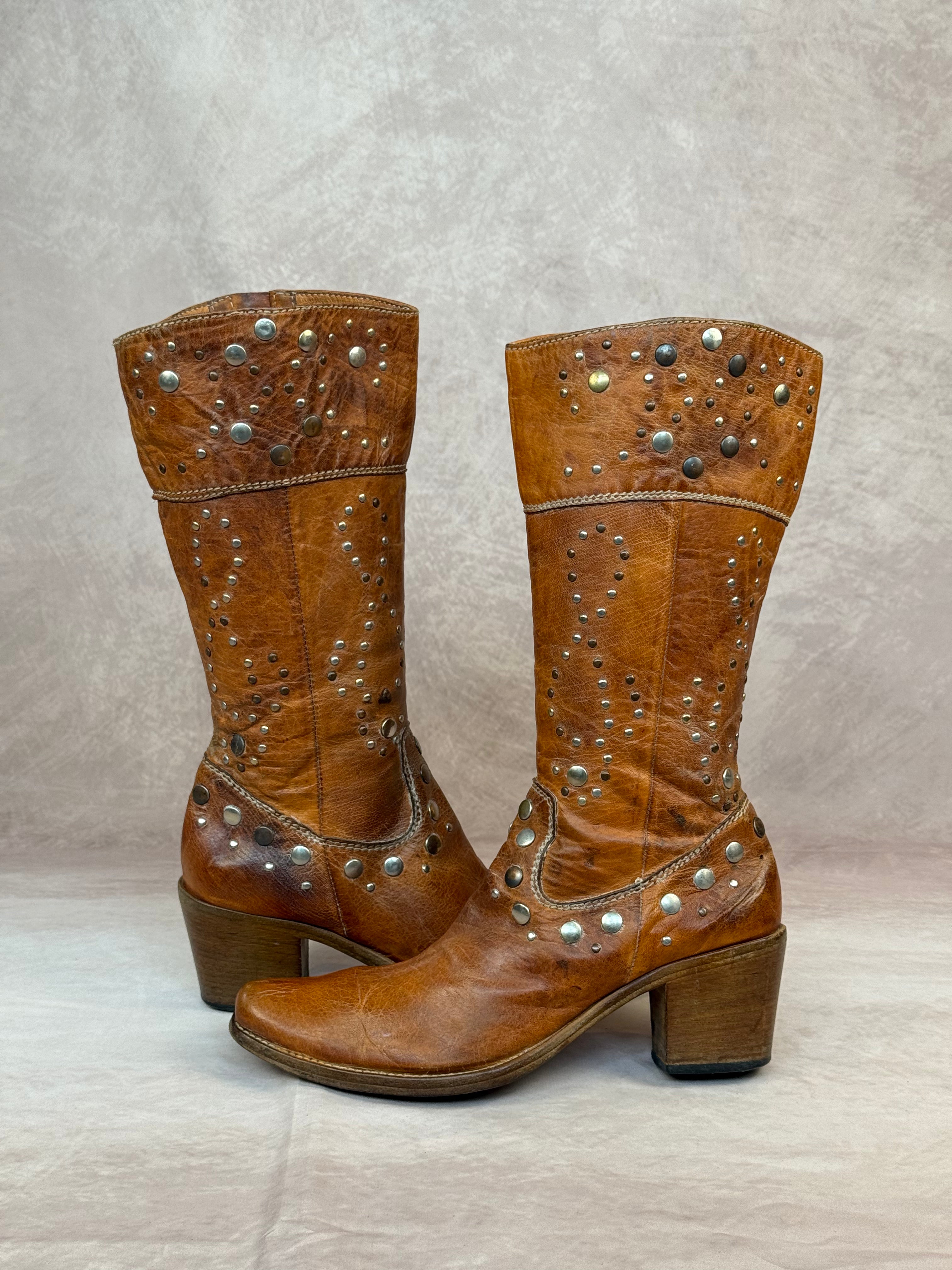 Vintage silver studded cowboy boots (UK 8)