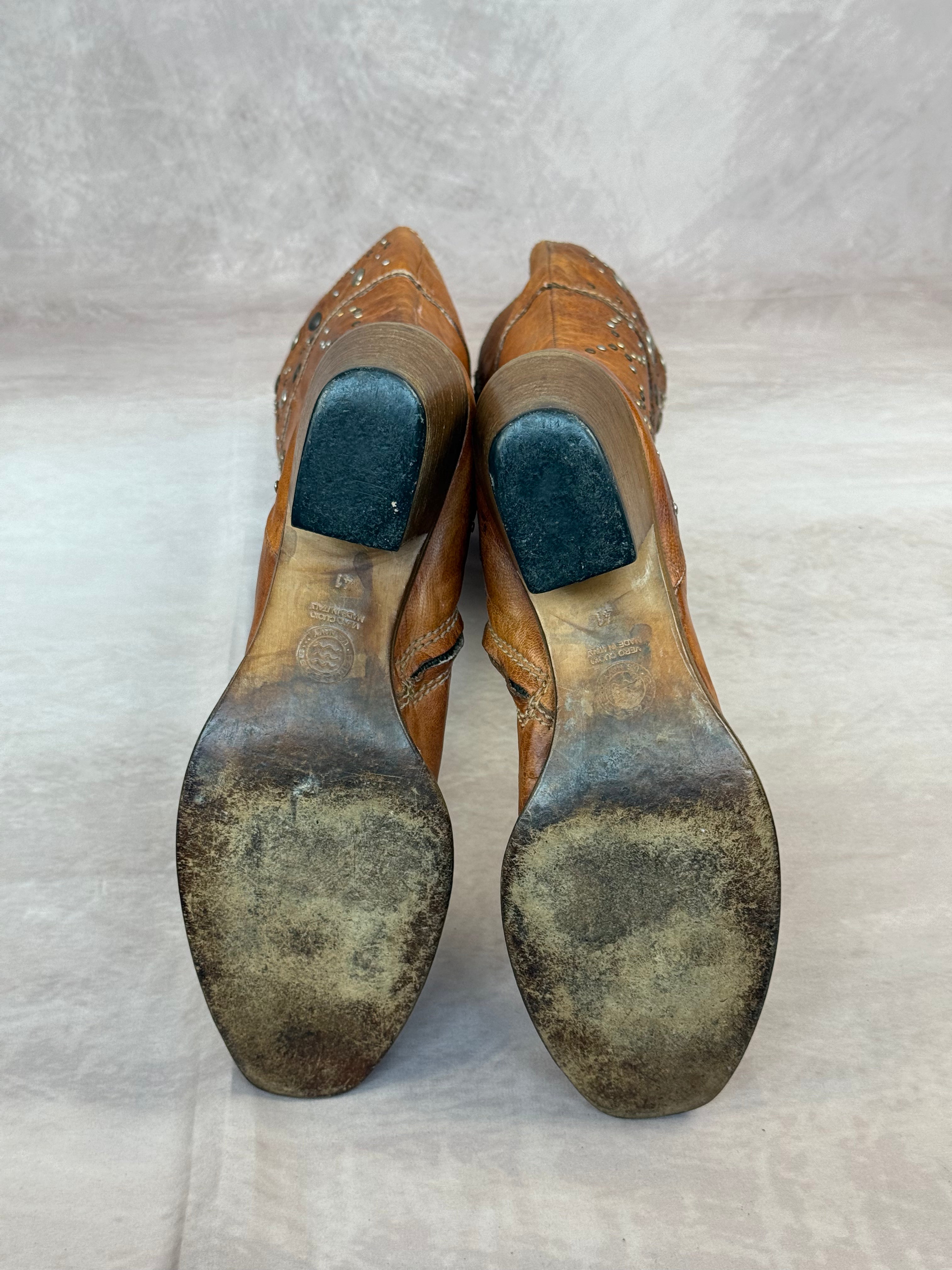 Vintage silver studded cowboy boots (UK 8)