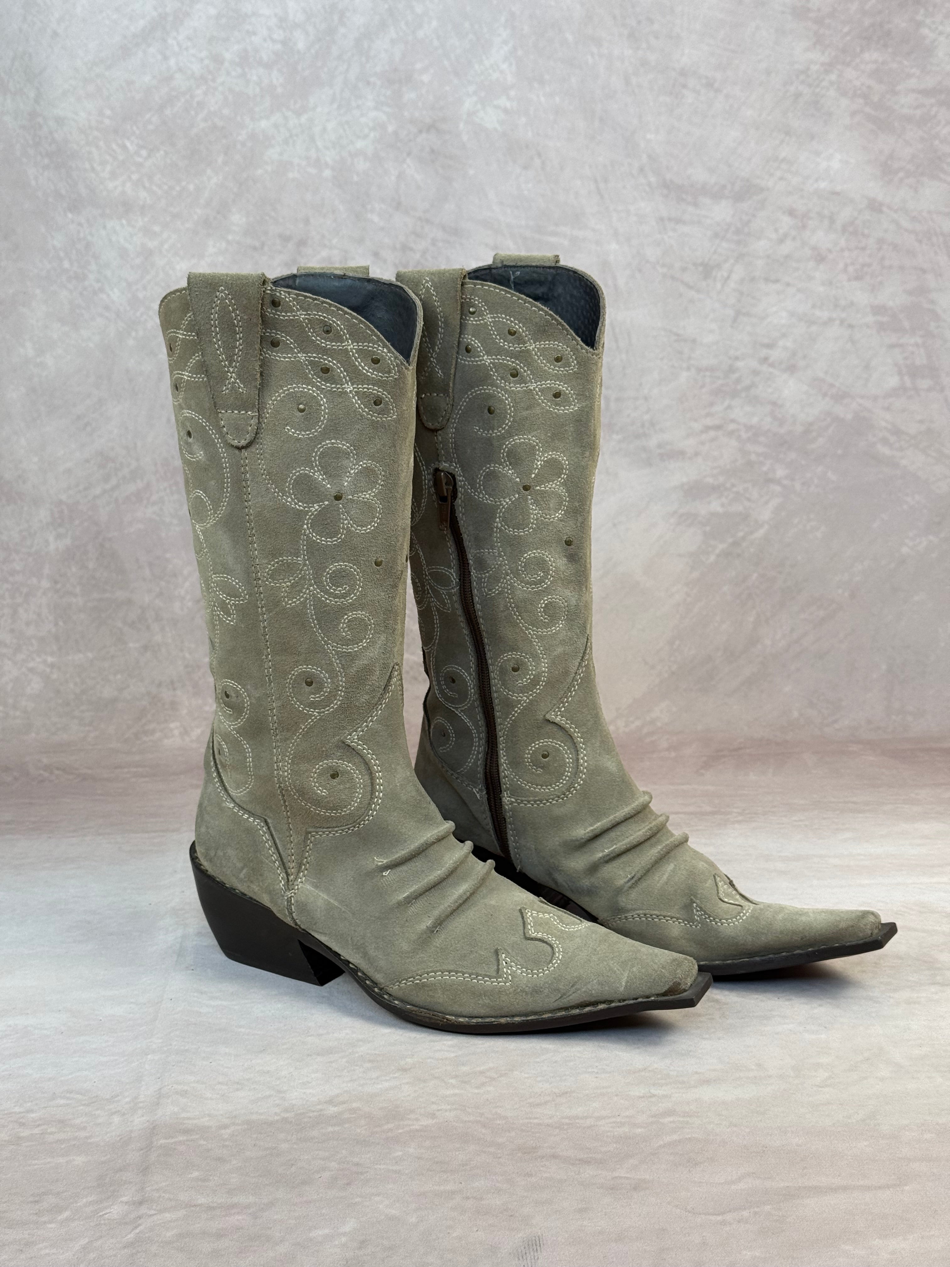 Vintage grey suede cowboy boots (UK 5)