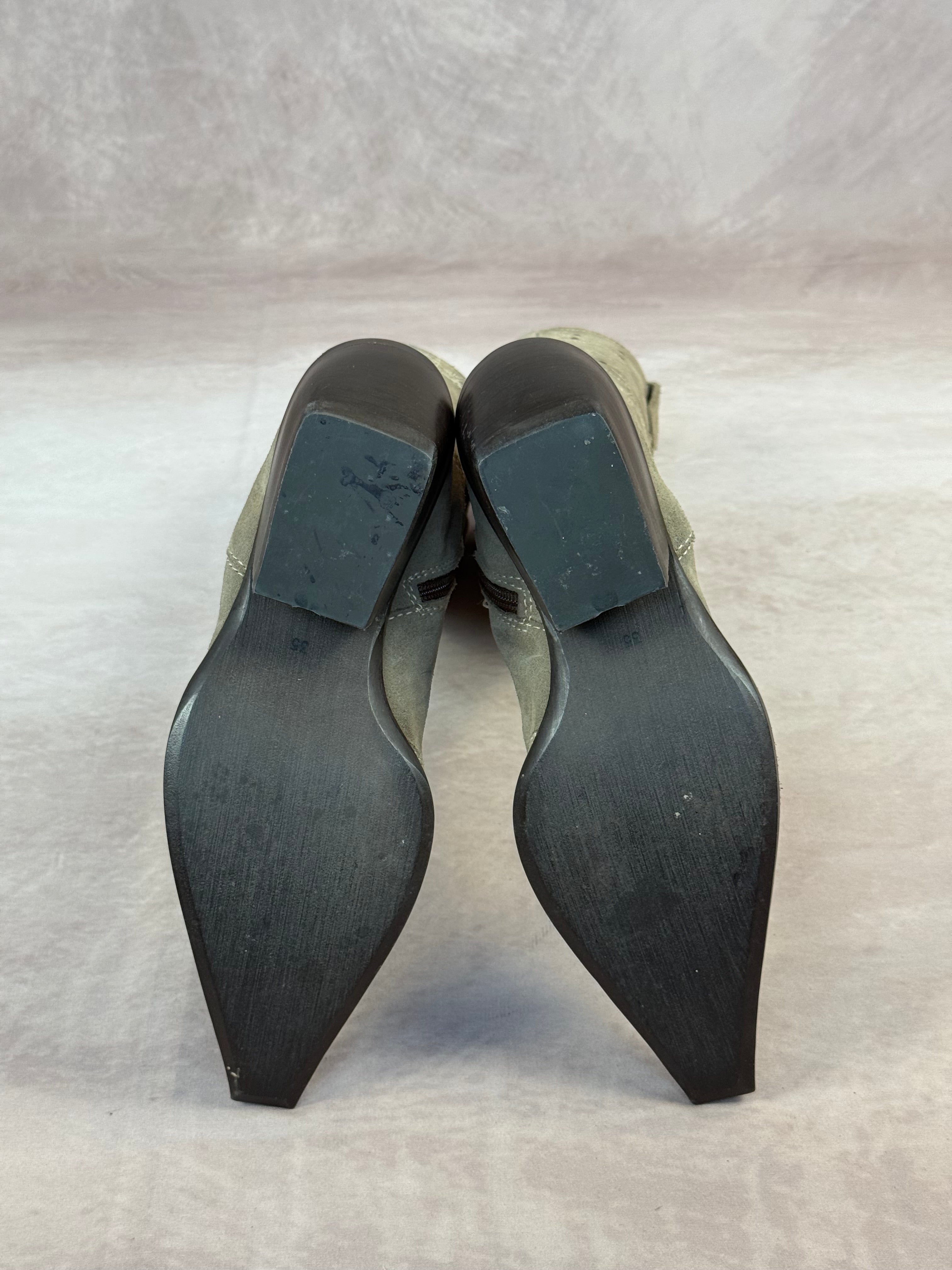 Vintage grey suede cowboy boots (UK 5)
