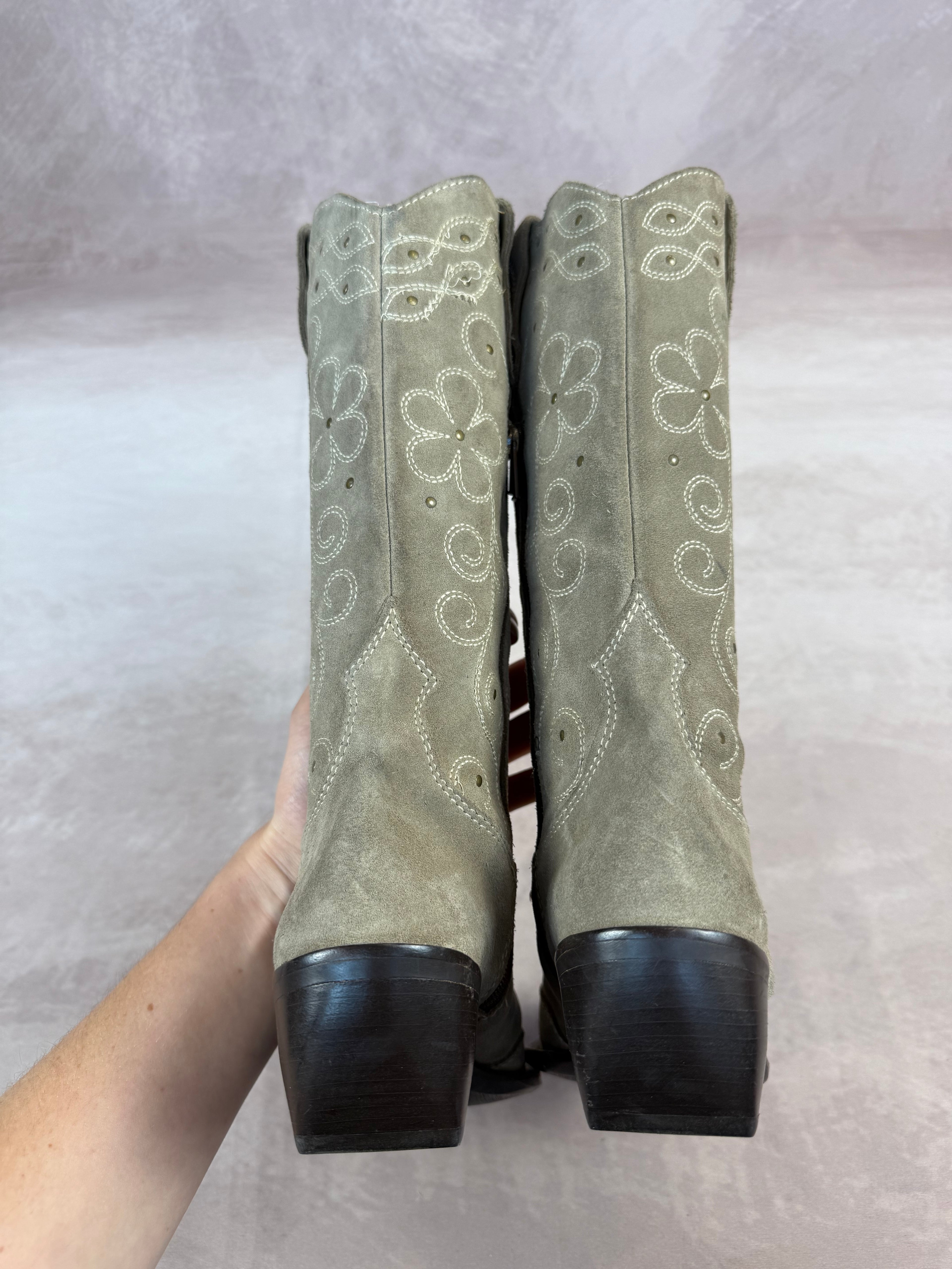 Vintage grey suede cowboy boots (UK 5)