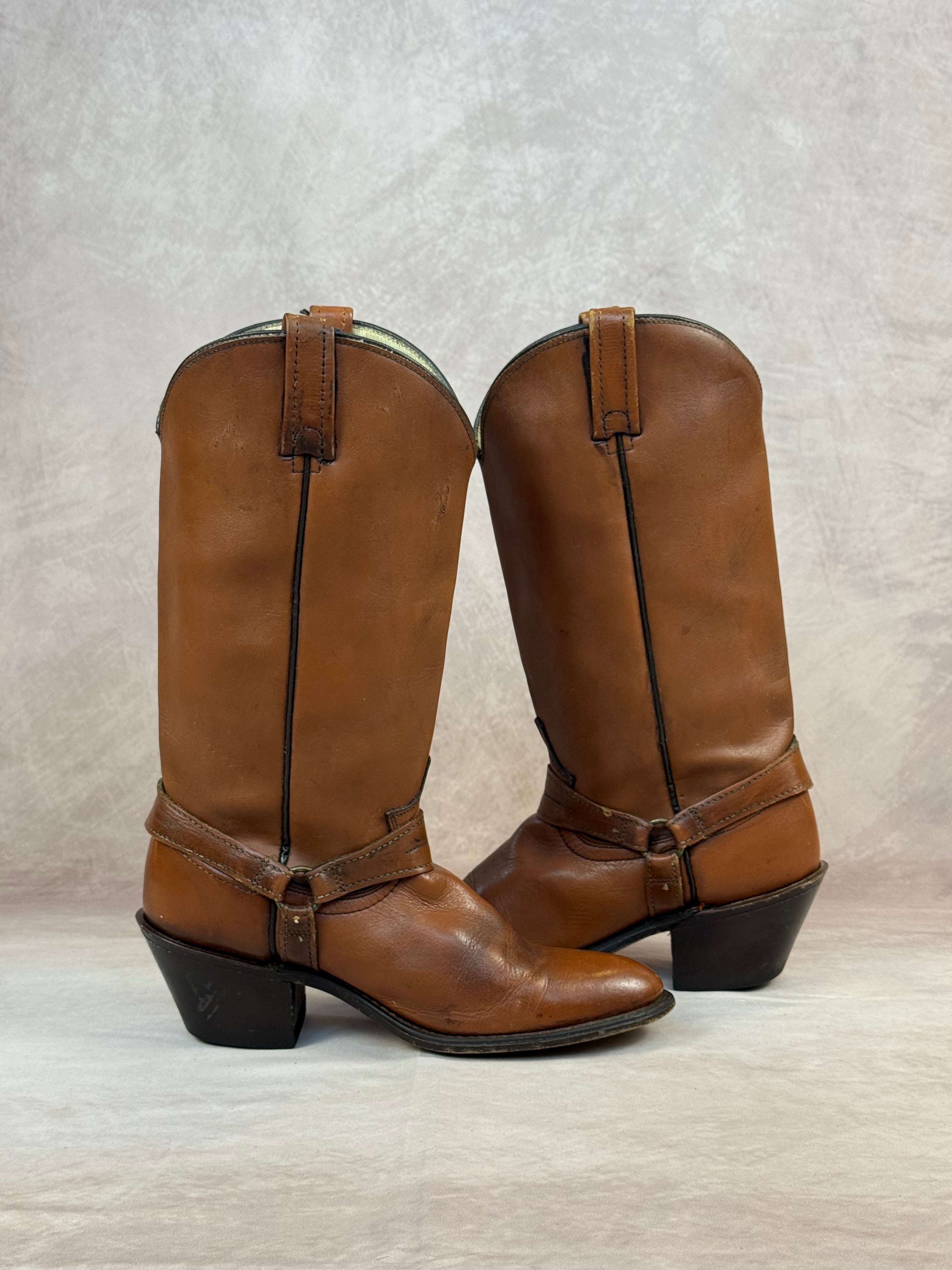 Vintage brown cowboy boots (UK 8.5)