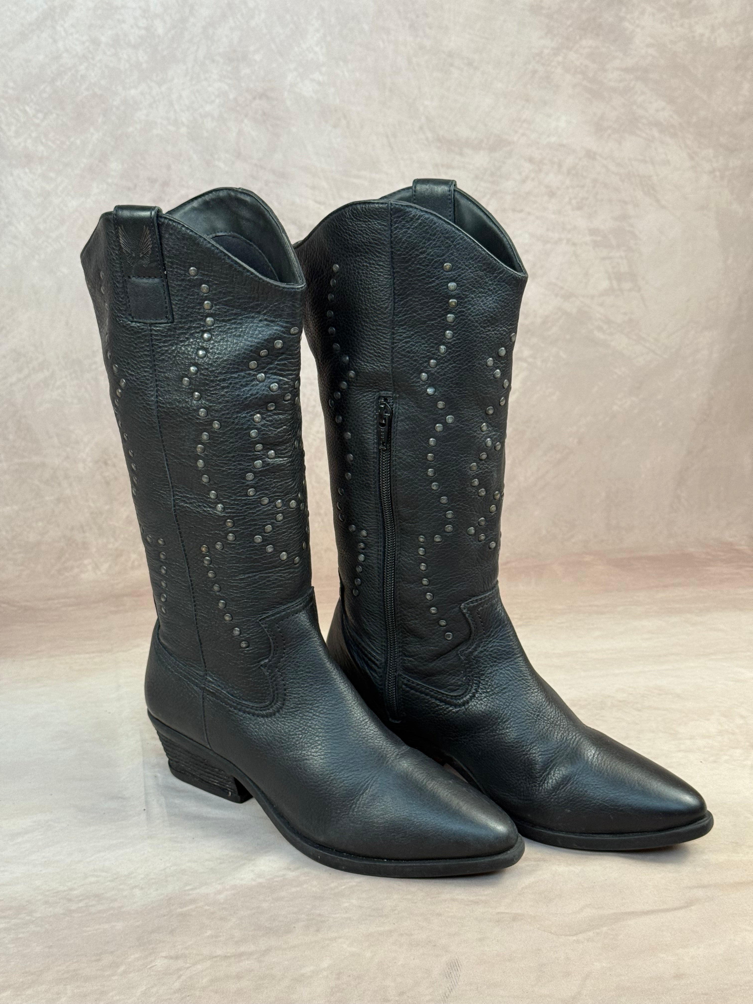 Vintage black cowboy boots (UK 6.5)