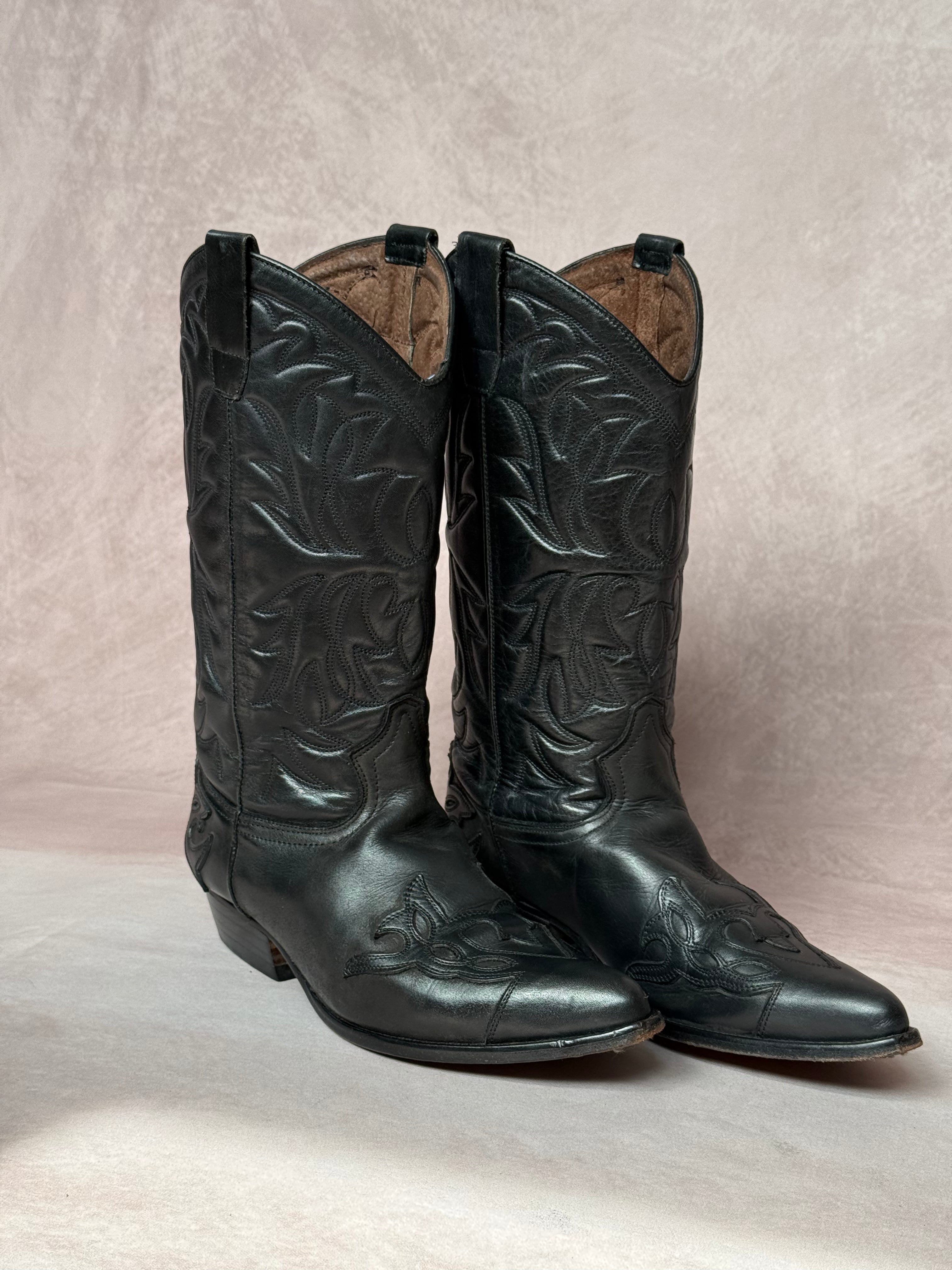 GUESS designer vintage cowboy boots (UK 7)