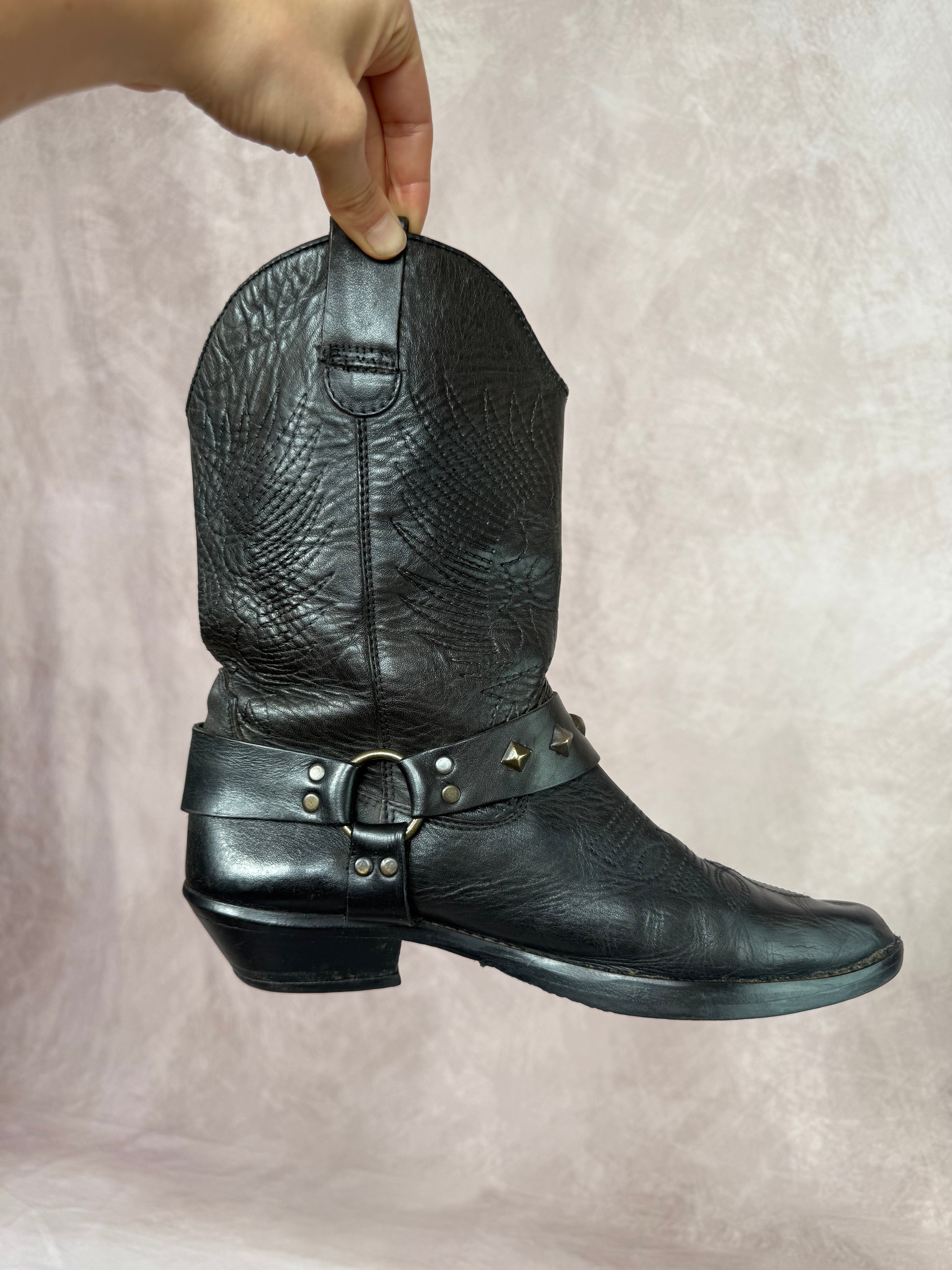 Silver studded vintage cowboy boots (UK 7)