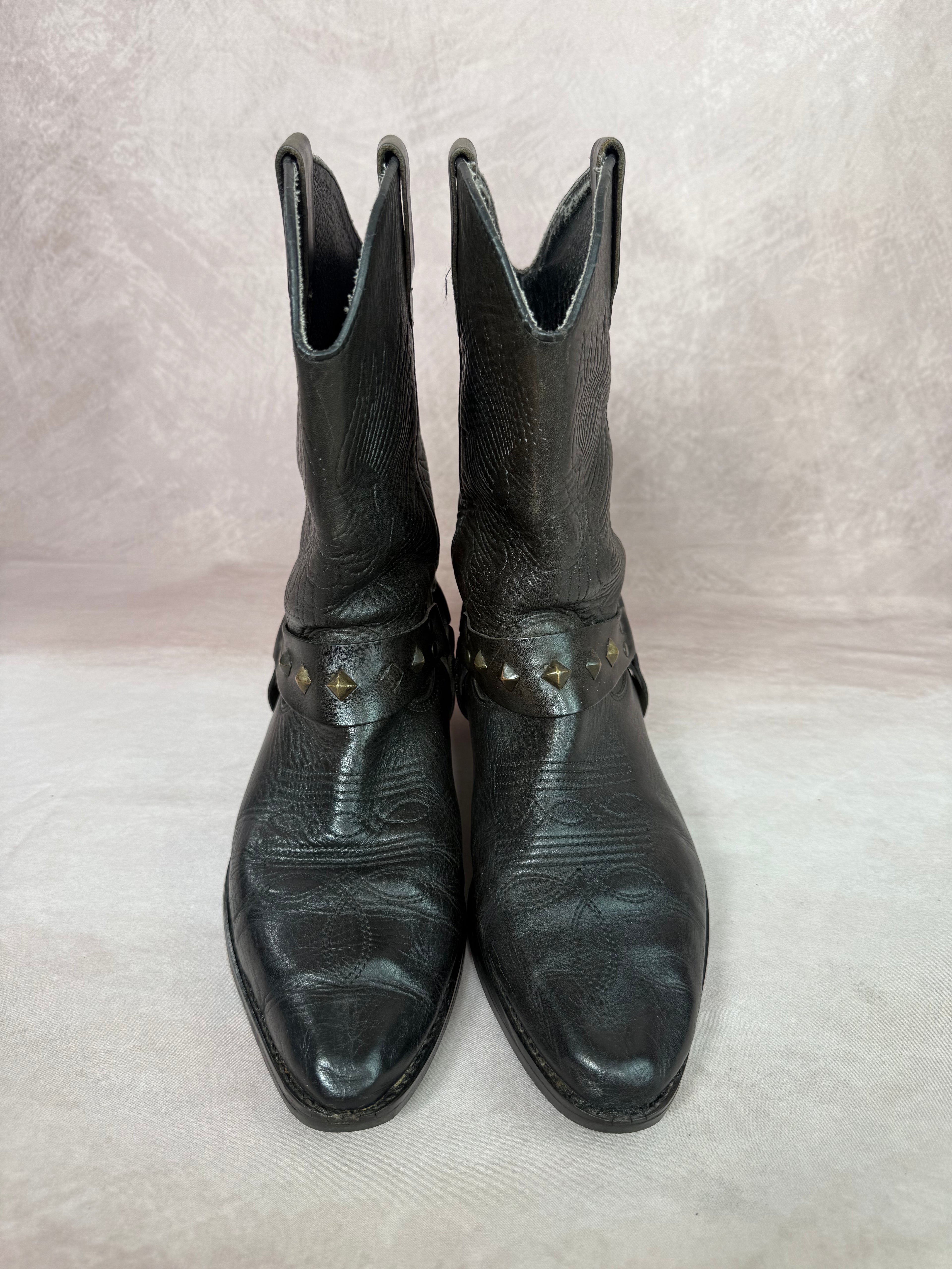 Silver studded vintage cowboy boots (UK 7)