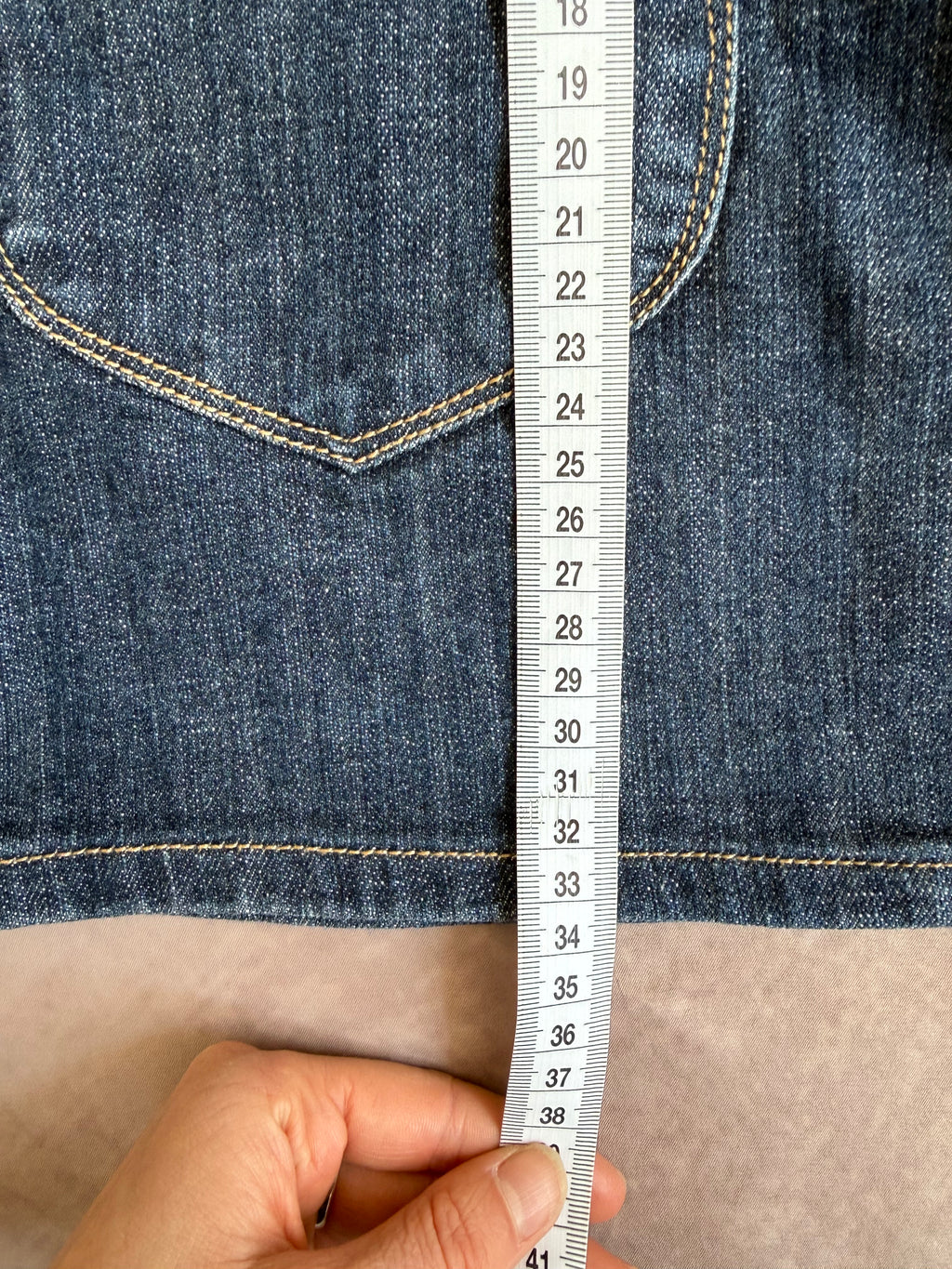 y2k 90s vintage denim mini skirt (M)