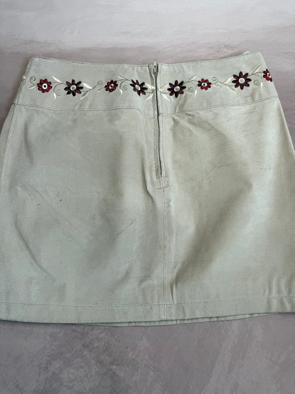 y2k 90s vintage genuine suede mini skirt (M)
