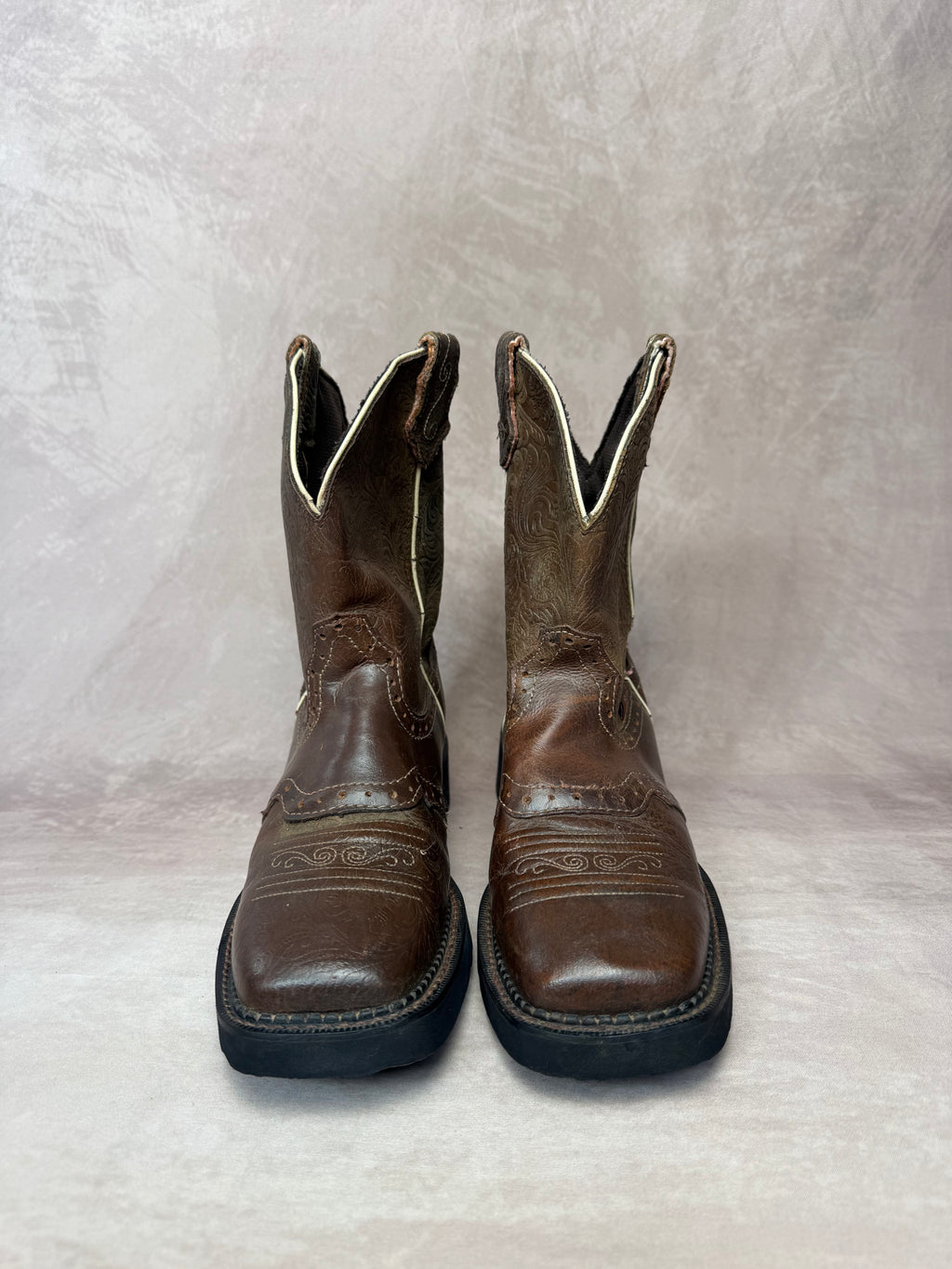 Vintage Justin Cowboy Boots (UK 6.5)