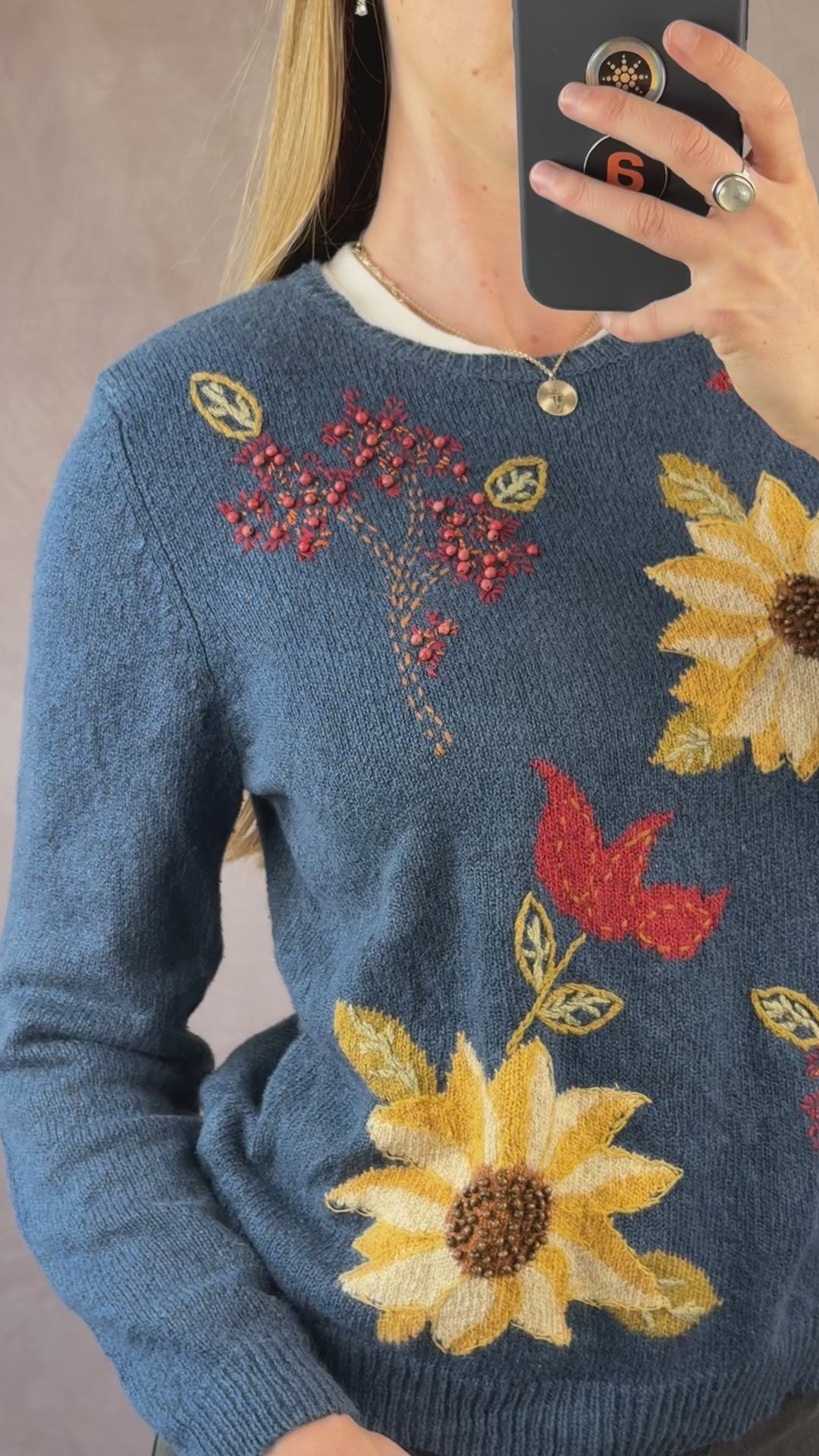Vintage cottagecore french knitted jumper (M)