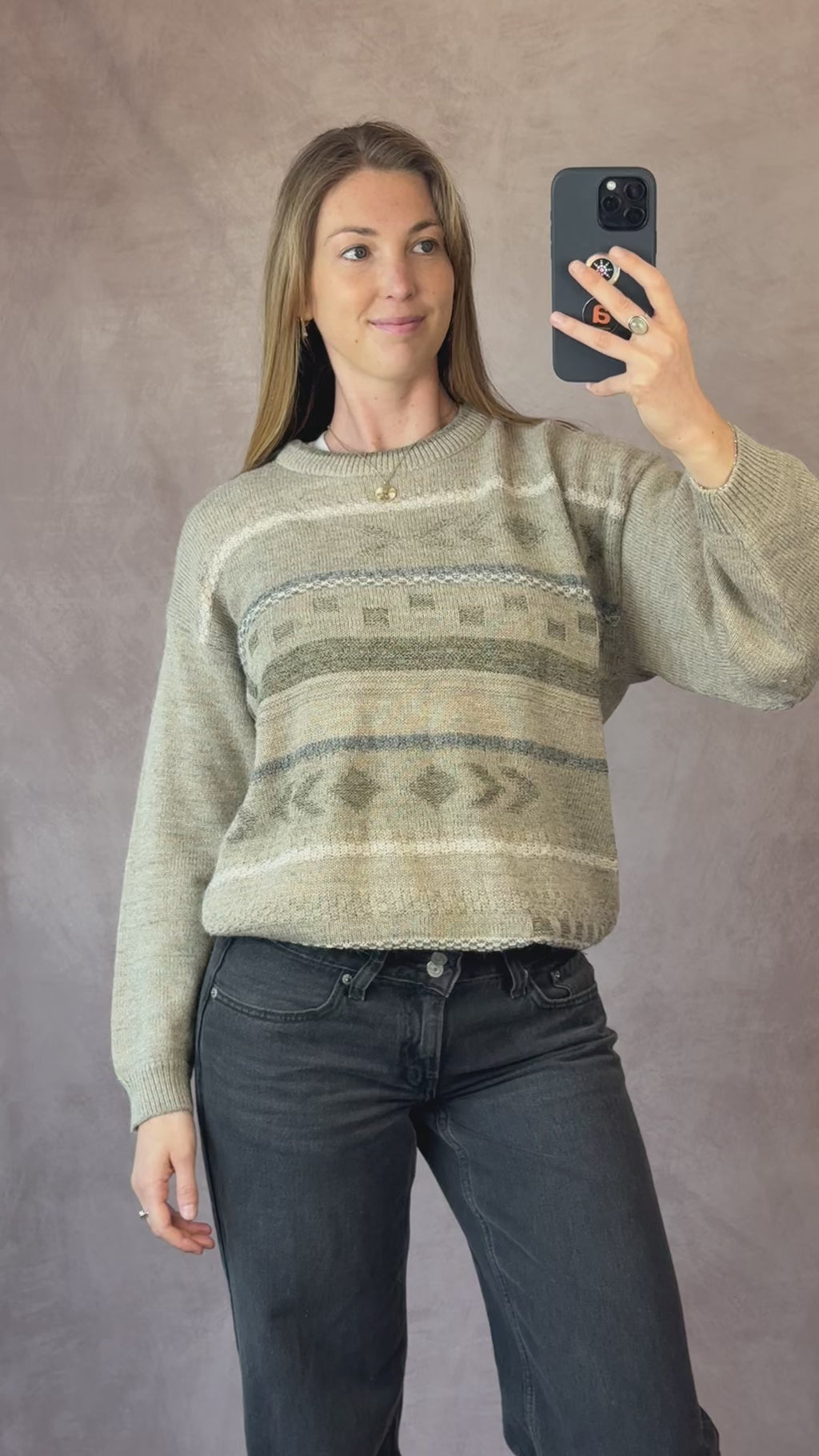 Vintage nordic geometric knitted jumper (M)